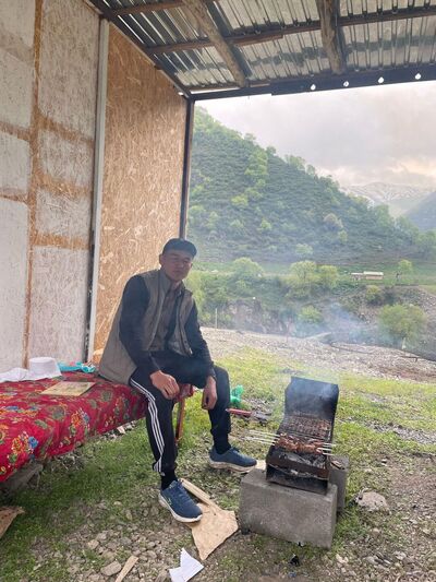  -,   Kuttubek, 25 ,   ,   