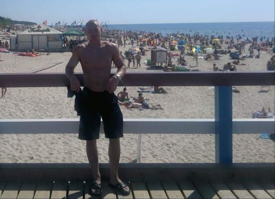  London Colney,   Evaldas, 44 ,   