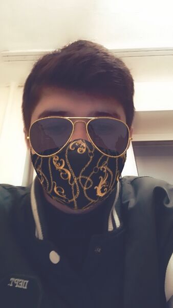  ,   Hasan, 20 ,     , c 