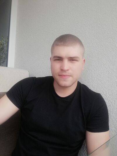  Tychy,   , 27 ,   ,   