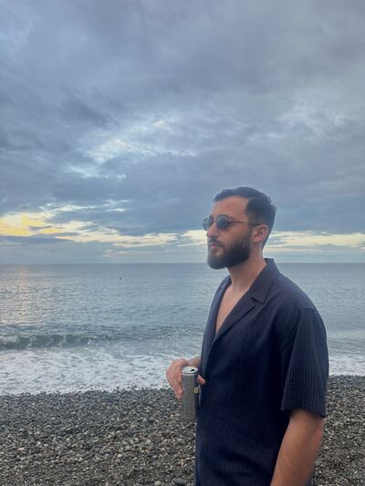  ,   Levan, 27 ,   ,   