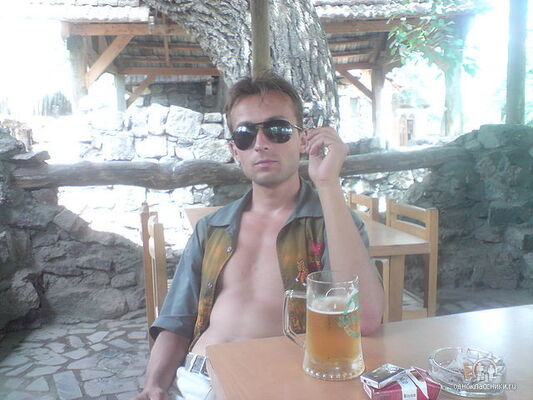  ,   Niko, 39 ,   