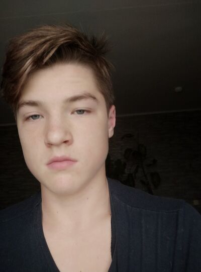  ,   Vadim, 24 ,   