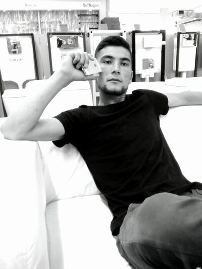 ,   Arthur, 25 ,   ,   