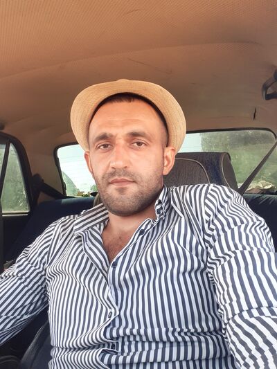  ,   Vahan, 35 ,   ,   