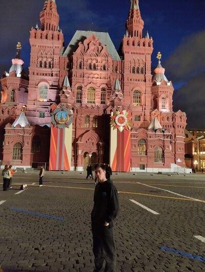  ,   Leonid, 18 ,   ,   
