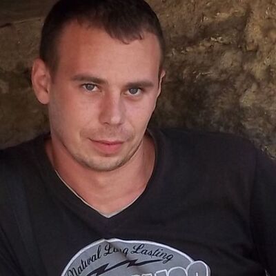  ,   Denis, 43 ,   ,   