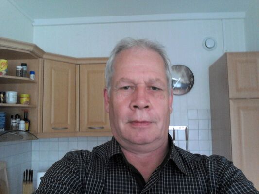  Halle,   , 66 ,   ,   , c 