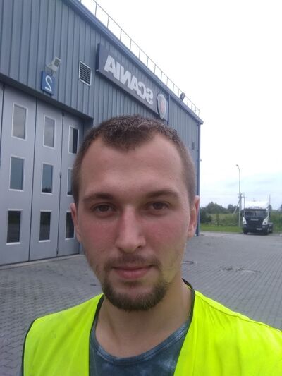  ,   Igor, 29 ,   