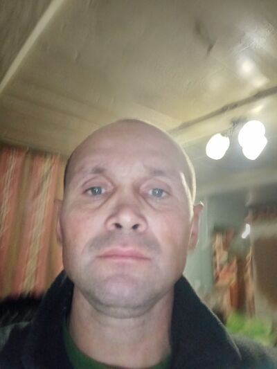  ,   Anton, 40 ,   ,   