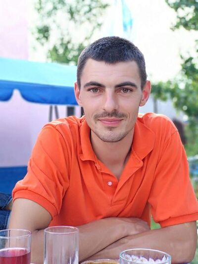  ,   Mischa, 36 ,   ,   , c 
