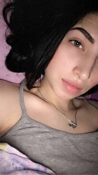  ,   Kira, 20 ,   ,   