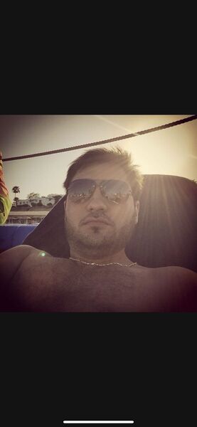  ,   Beka, 37 ,   ,   