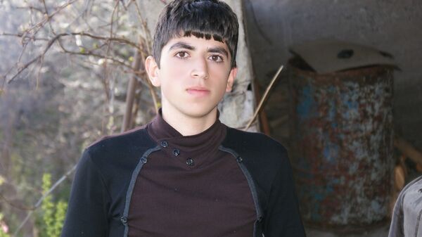 ,   Andranik, 28 ,   ,   , c 