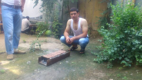  ,   Rahmatillo, 37 ,   ,   , c 