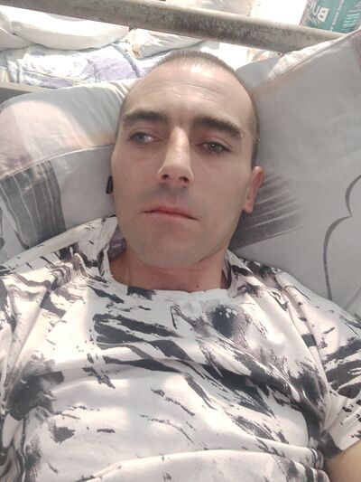  ,   Ivan, 35 ,     