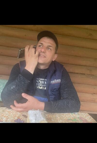  ,   Sergej, 40 ,   ,   