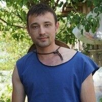  ,   Den, 33 ,   