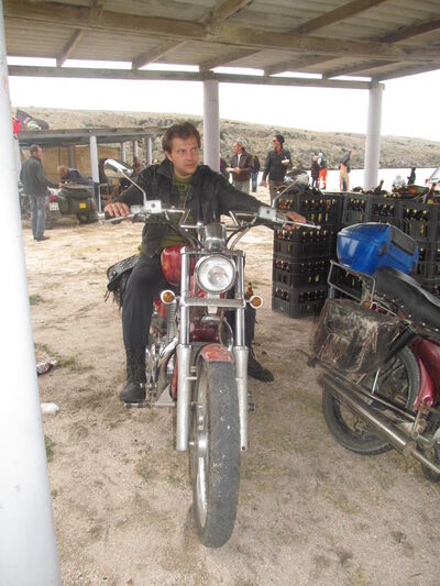  ٸ,   , 40 ,     , c 