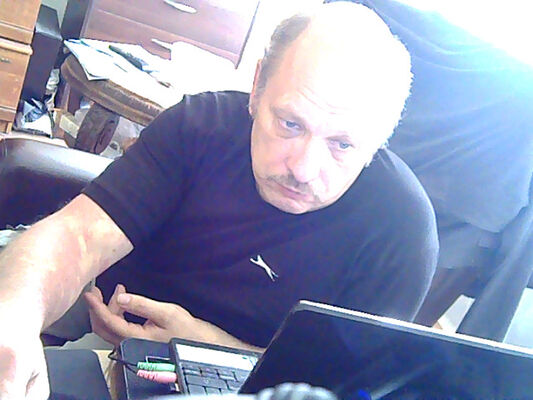  ,   Skucaju, 62 ,   