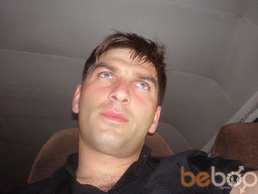  ,   Djoni, 47 ,  