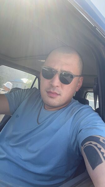  ,   Azat, 34 ,   ,   