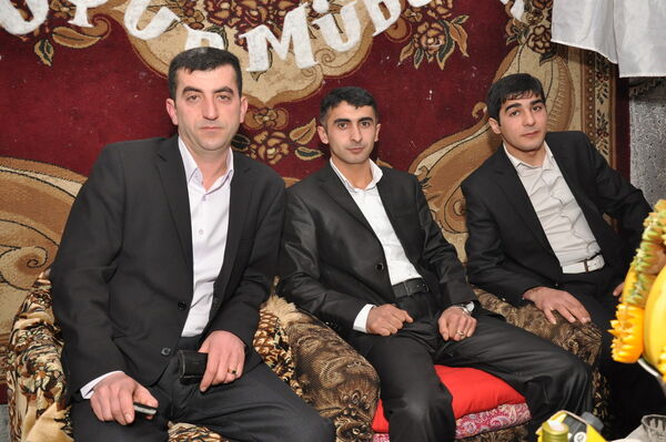  ,   Afsun, 44 ,   ,   , c 