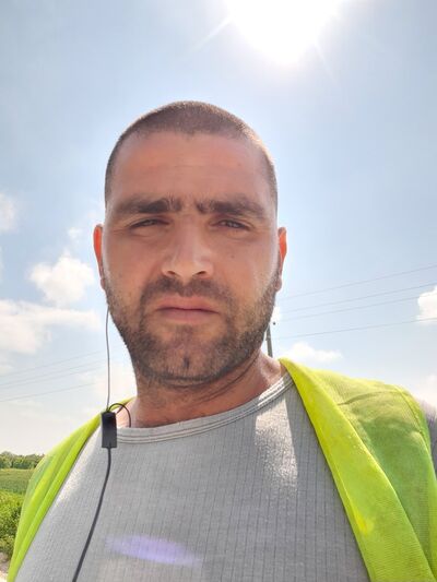  ,   Andrei, 36 ,   ,   , c 