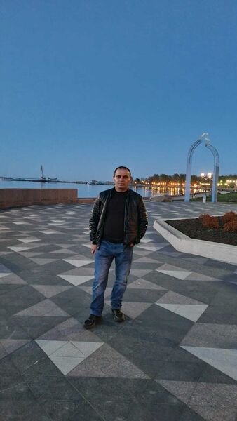  ,   Hrach, 37 ,   ,   
