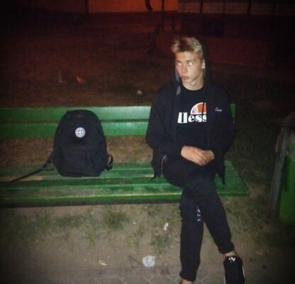  ,   Lexa, 23 ,   ,   , c , 