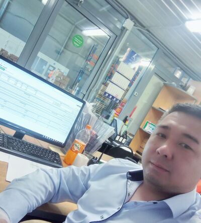  ,   Artem, 33 ,   ,   , c 