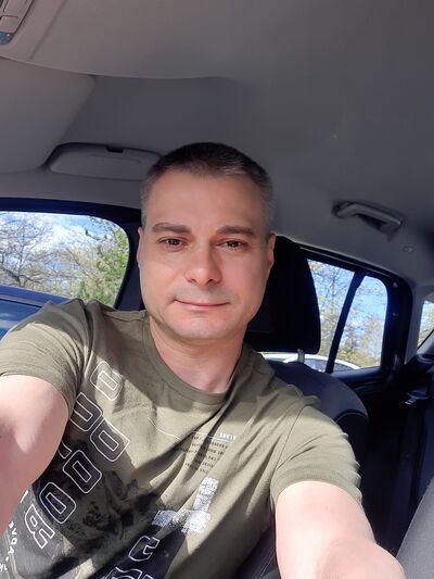  ,   Dima, 44 ,   ,   