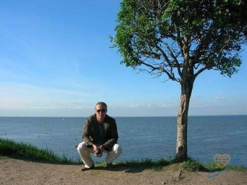  33216258  Viktor, 55 ,    