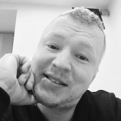 ,   Luki, 44 ,   ,   