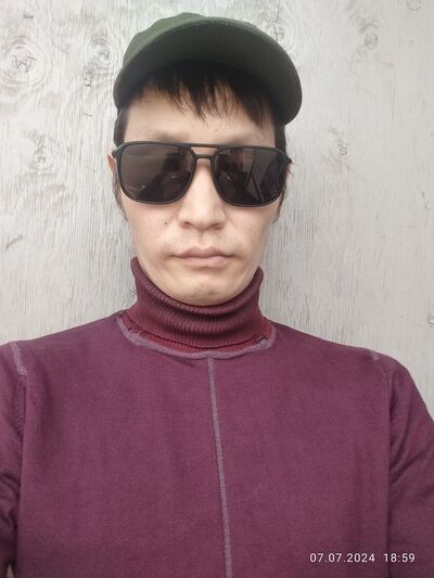  -,   Anton, 39 ,   ,   , c , 
