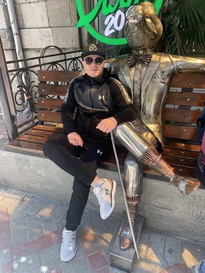  ,   Artur, 35 ,   ,   
