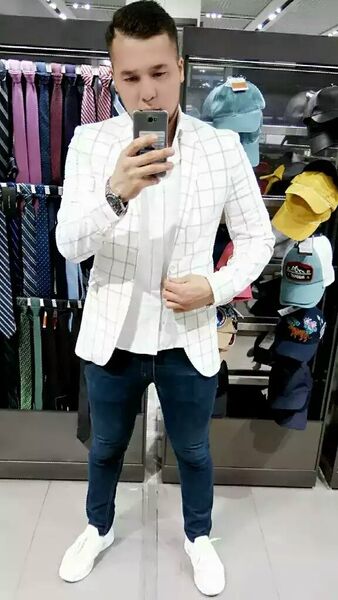  ,   Jamshid, 32 ,   ,   , c 