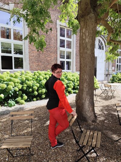  Sint-Truiden,   , 27 ,   c , 