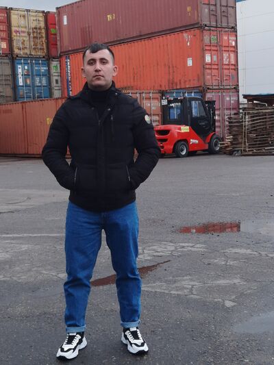  ,   Zoyirbek, 25 ,   ,   