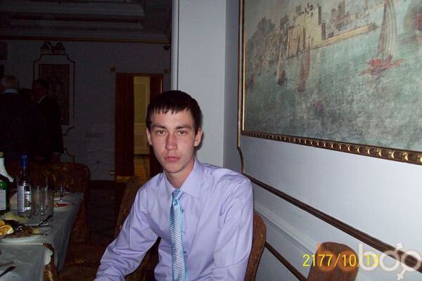  ,   Anton, 36 ,   
