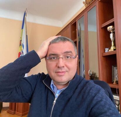  Ar Ram,   Henry, 57 ,   ,   