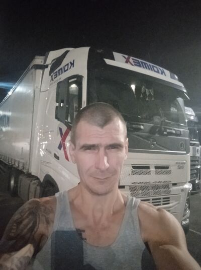  ,   Serhii, 40 ,   ,   