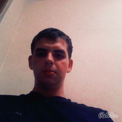  ,   Anton, 28 ,   