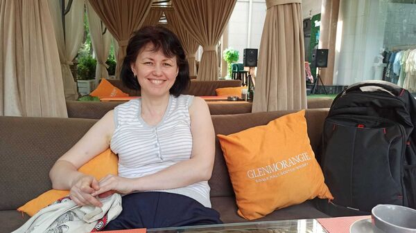  ,   Ilmira, 45 ,   ,   , c , 