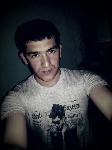  ,   Eldor, 34 ,   