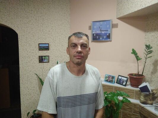  ,   Anatoliy, 51 ,   ,   , c 