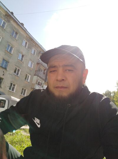  ,   Rinat, 33 ,   ,   