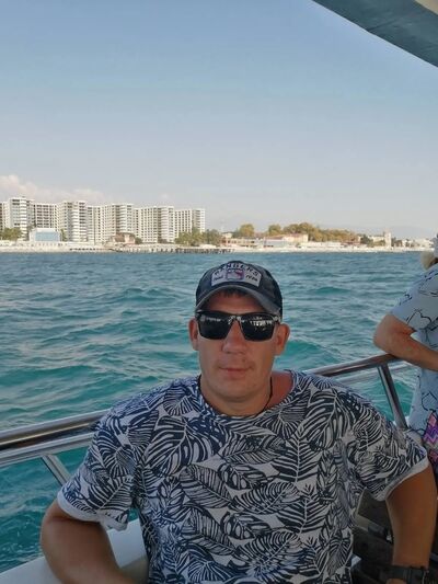  ,   Maxim, 40 ,   ,   