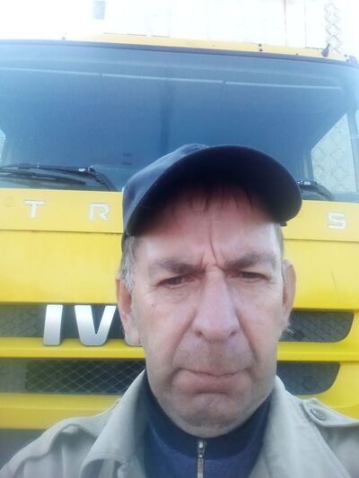  ,   Viktor, 59 ,   ,   
