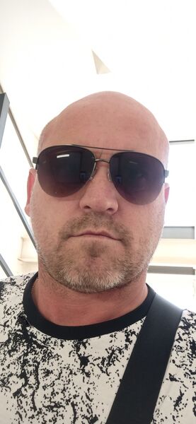  ,   Oleg, 45 ,   ,   